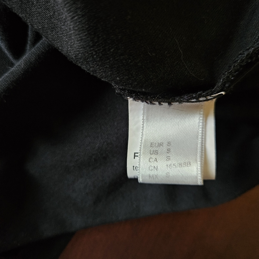 Floral Embroidered Black Shirt W Cuffed Sleeve. Womens Sz Small - Picture 7 of 7